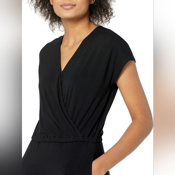 Womens Short-Sleeve Wide-Leg Jumpsuit - AMAZON ESSENTIALS - Picture 2 of 8